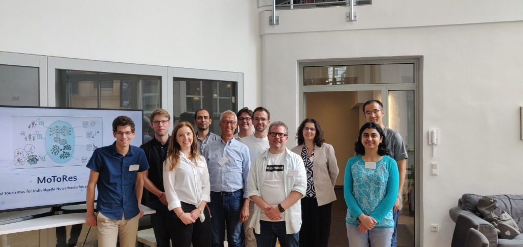 connect-fahrplanauskunft-projekt-motores-gruppenbild-partner-juli-2024